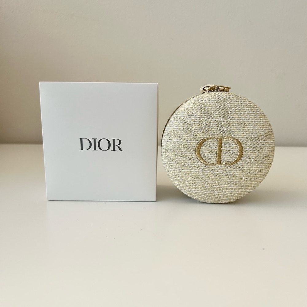 🌟SOLD🌟DIOR Beauty Jewelry Cosmetic Pouch Case - Picture 2 of 15